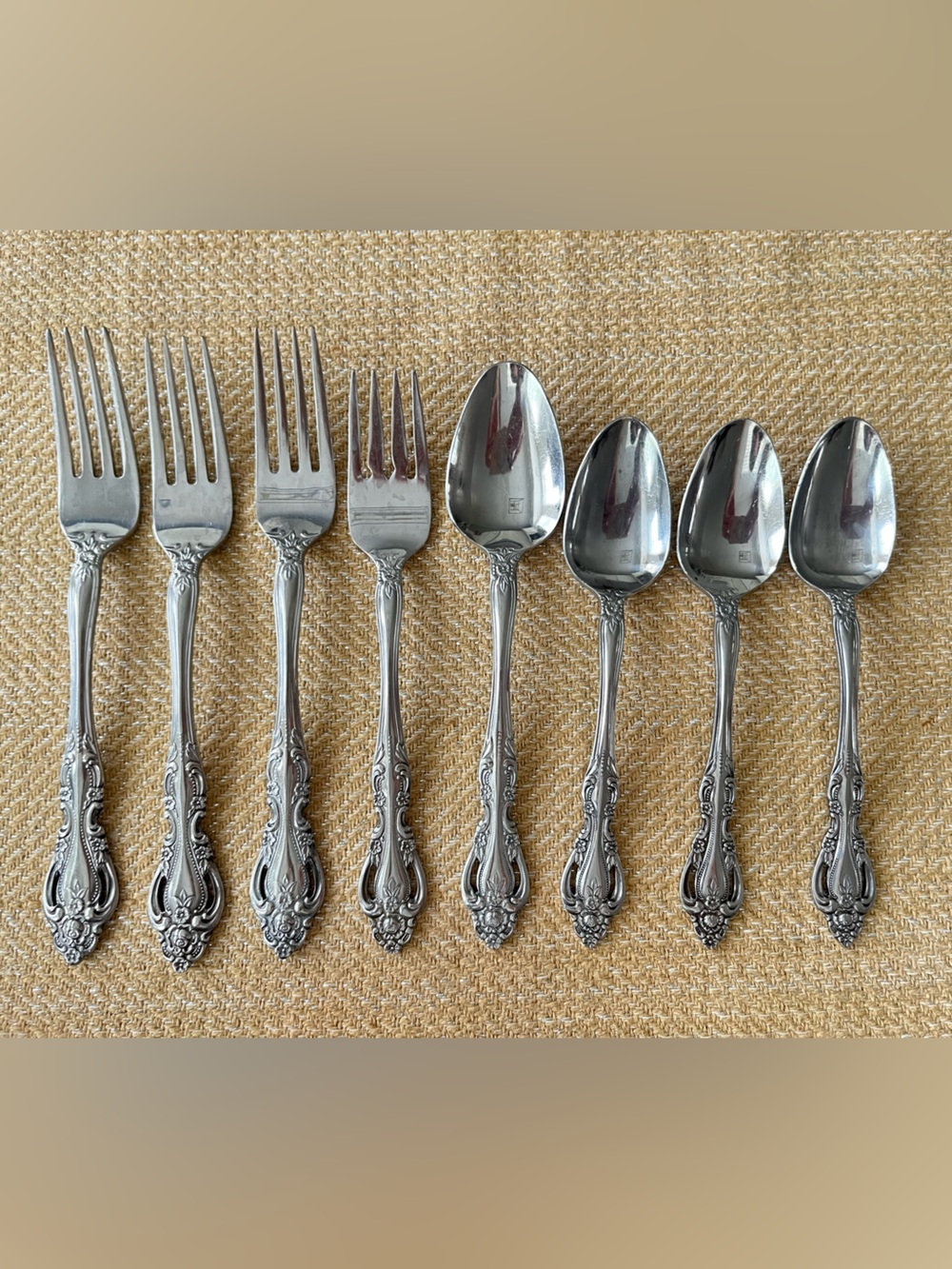 Chalmette (Stainless) by IMPERIAL International Korea (9psc) forks and spoons